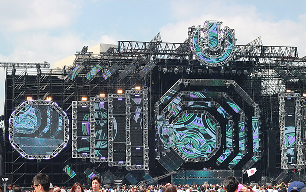 ULTRA MAIN STAGE