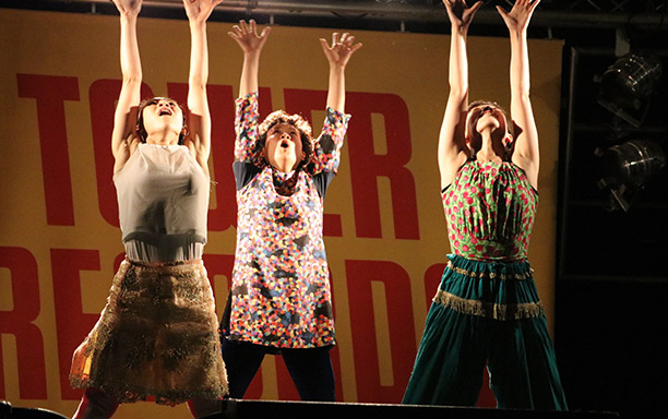 珍しいきのこ舞踊団
